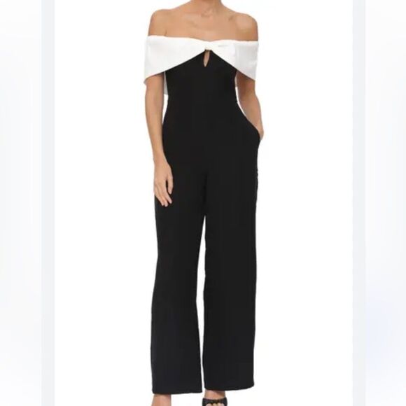 Avec Les Fille Black Crepe Wide Leg Off the Shoulder Jumpsuit | 8 - Picture 1 of 9